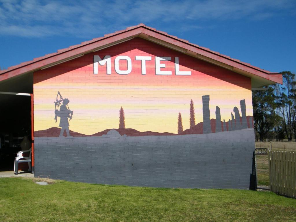 Clansman Motel Glen Innes Exterior photo